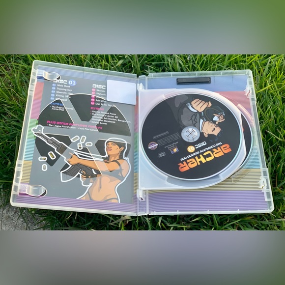 Complete Season One 2 Disc ARCHER DVD Set - Picture 4 of 10